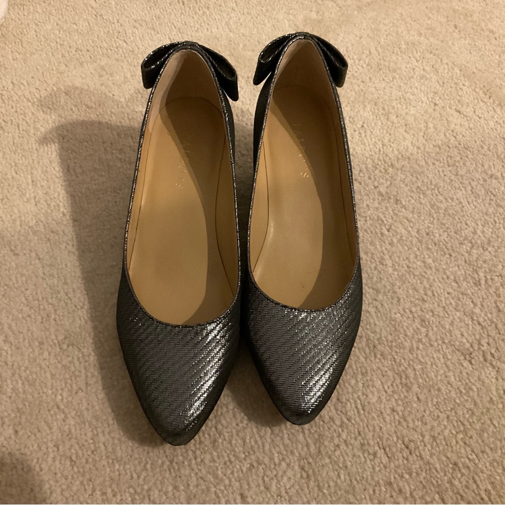 Bow Wedges